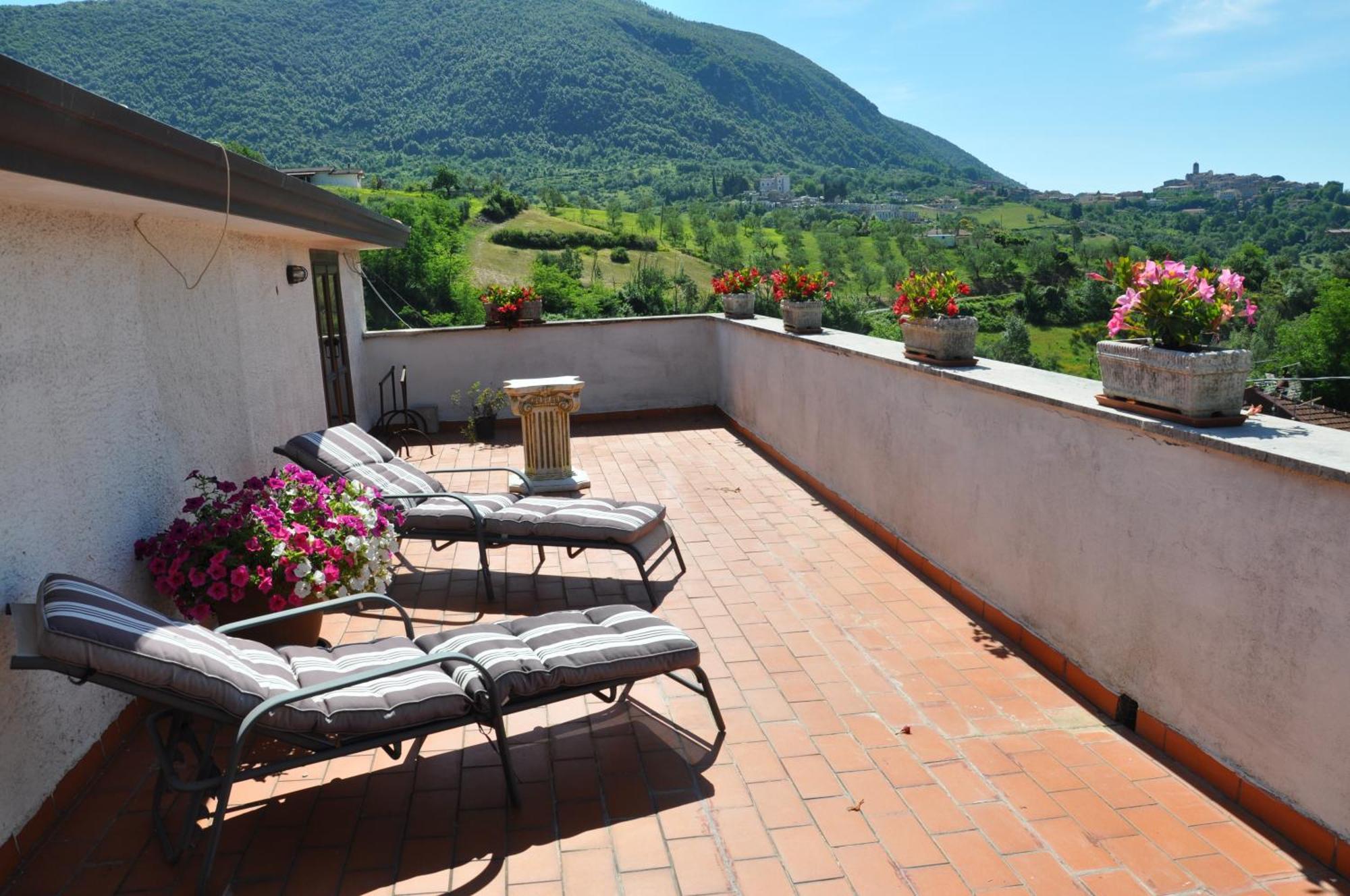 Giuliano di Roma B&B La Palombara מראה חיצוני תמונה